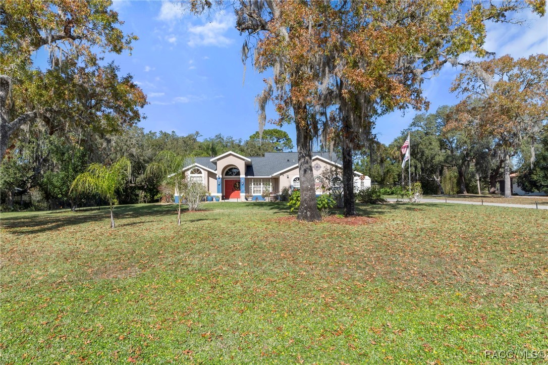 9917 E Regency Row, Inverness, Florida image 3