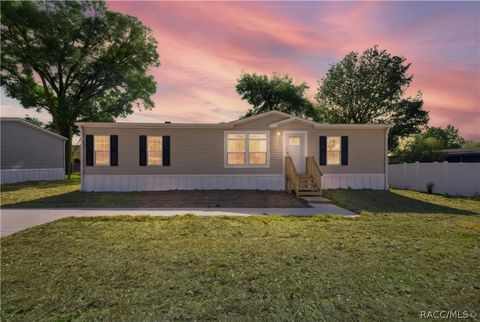 Condo For Sale - 1550 NE 162nd Street<br/> Citra, FL 32113