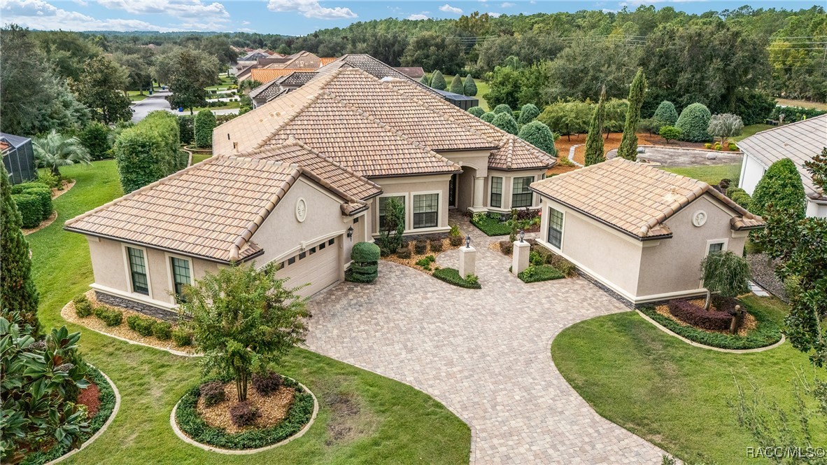 1902 W Quail Meadow Court