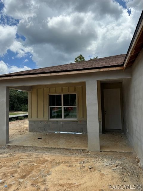 A home in Citrus Springs