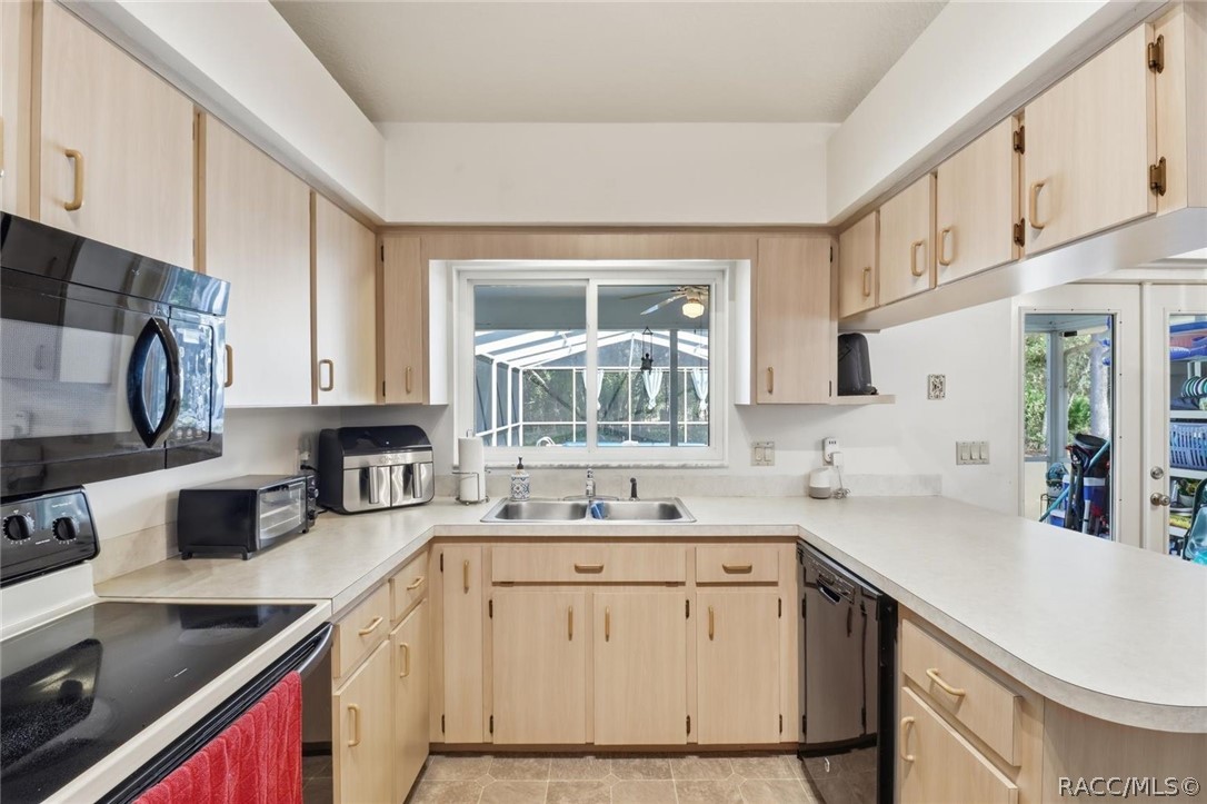 1737 W Olympia Street