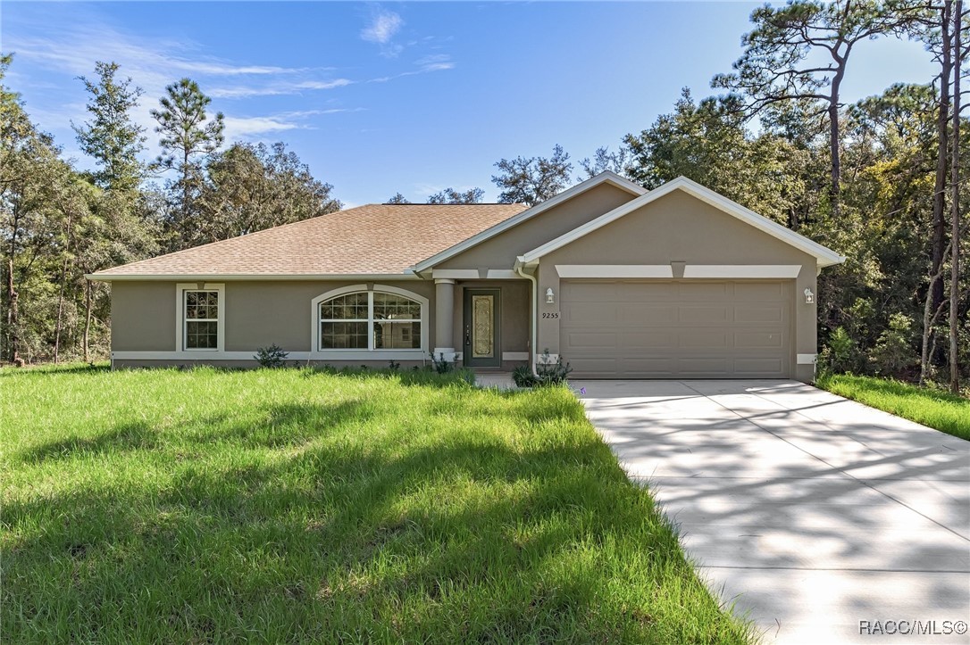 9255 N Pineview Way, Citrus Springs, Florida image 1