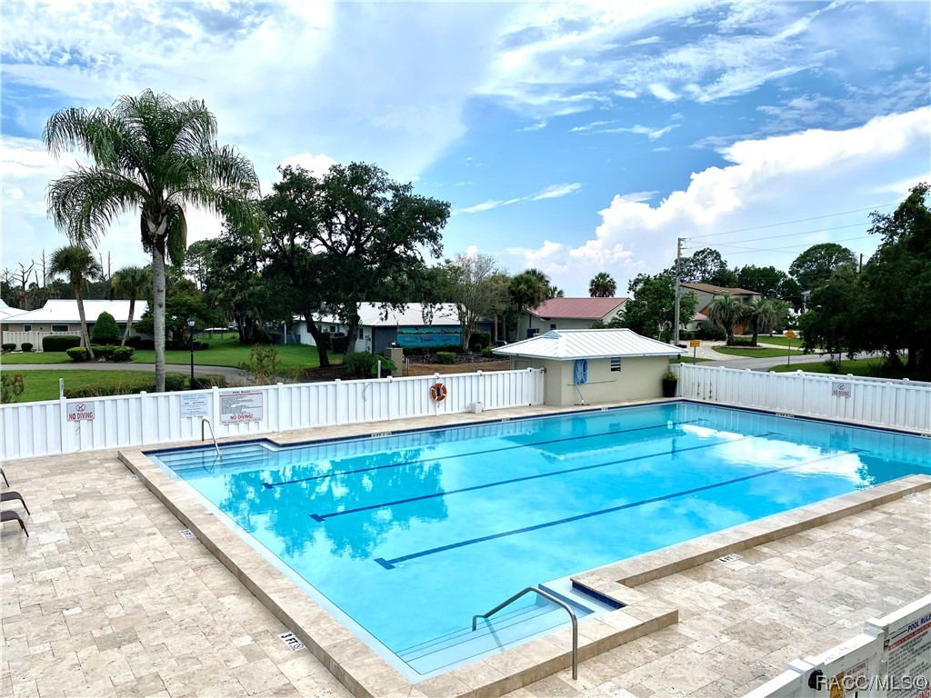 11205 W Bayshore Drive, Crystal River, Florida image 32