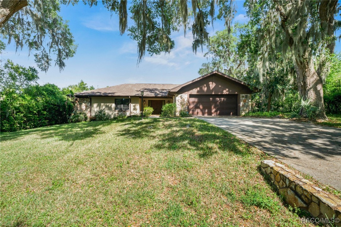 4401 E Windmill Drive, Inverness, Florida image 3