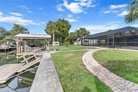 A home in Crystal River