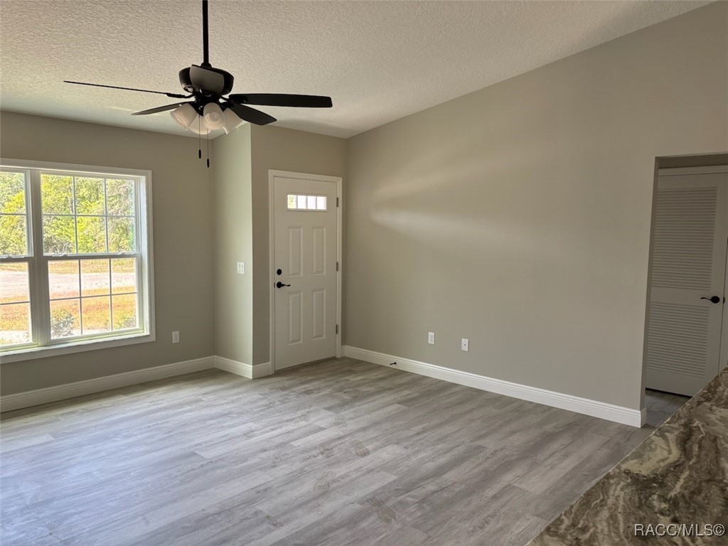 10201 N Halsey Way, Citrus Springs, Florida image 8
