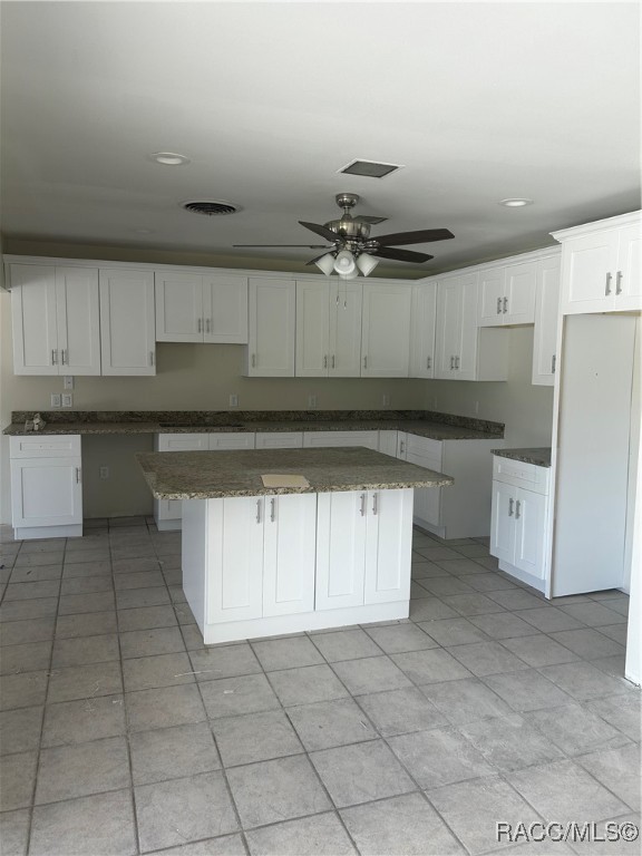 11 SE Kings Bay Drive, Crystal River, Florida image 6