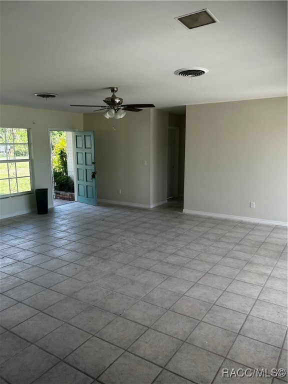 11 SE Kings Bay Drive, Crystal River, Florida image 11