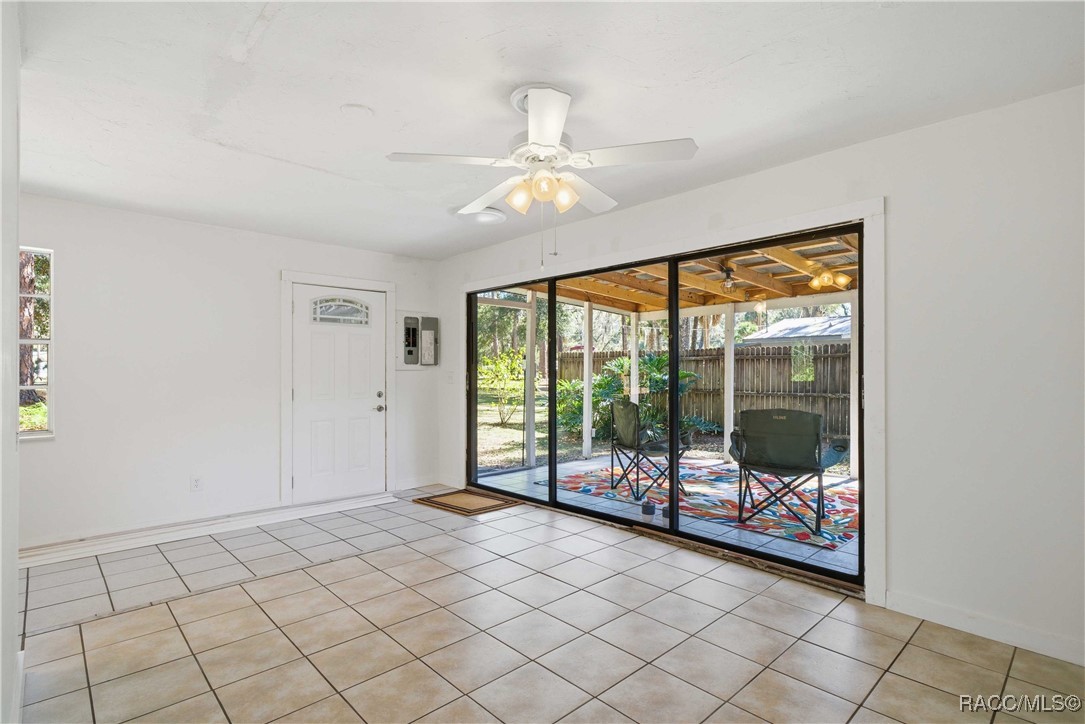 Crystal River, Florida 34428, United States, 4 Bedrooms Bedrooms, ,3 BathroomsBathrooms,Residential,Active,257362
