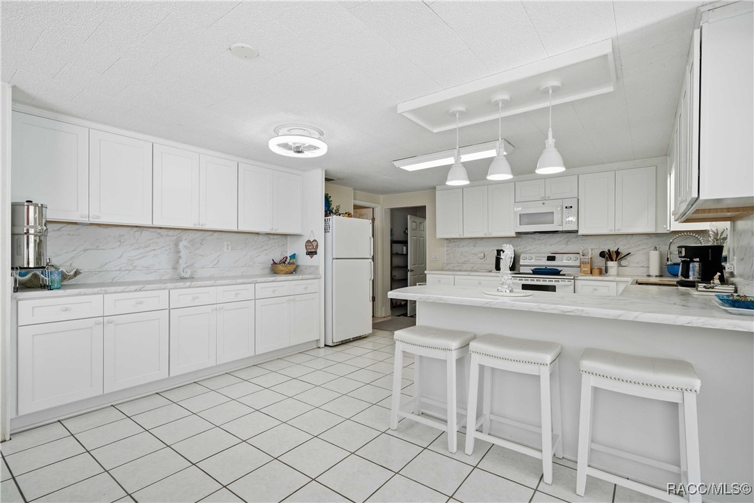 Crystal River, Florida 34428, United States, 4 Bedrooms Bedrooms, ,3 BathroomsBathrooms,Residential,Active,257362