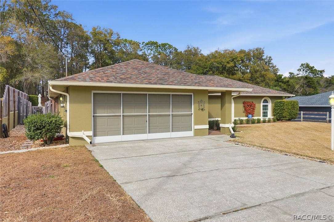 616 E Inverness Boulevard