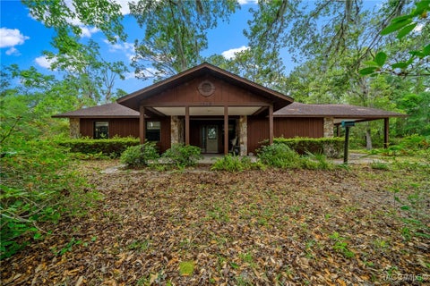 Homes For Sale - 1340 SE Dr Martin Luther King Jr Avenue<br/> Crystal River, FL 34428