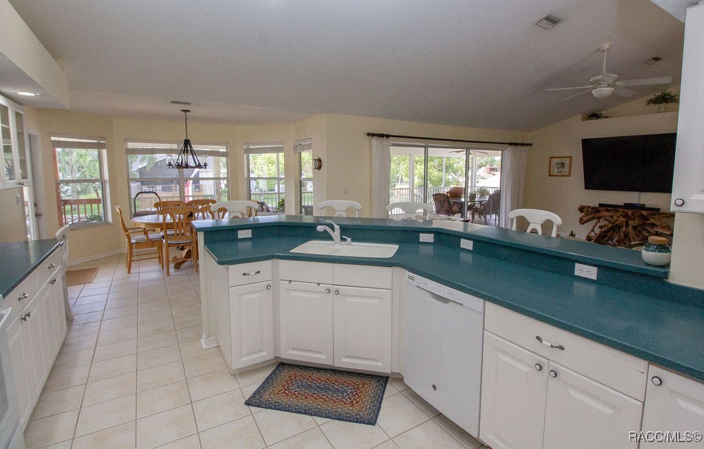 1930 NW 18th Street, Crystal River, New York image 17