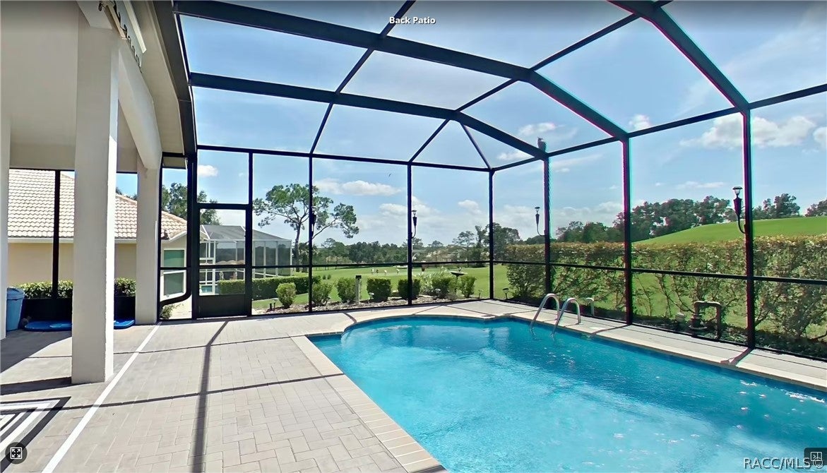 512 W Doerr Path