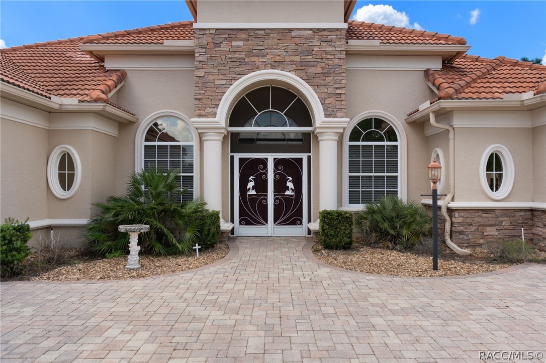 291 S Paladinn Circle