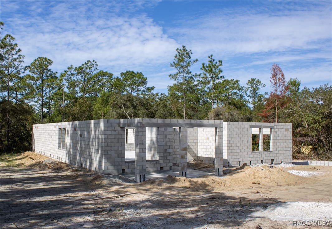 6054 N Rosewood Drive