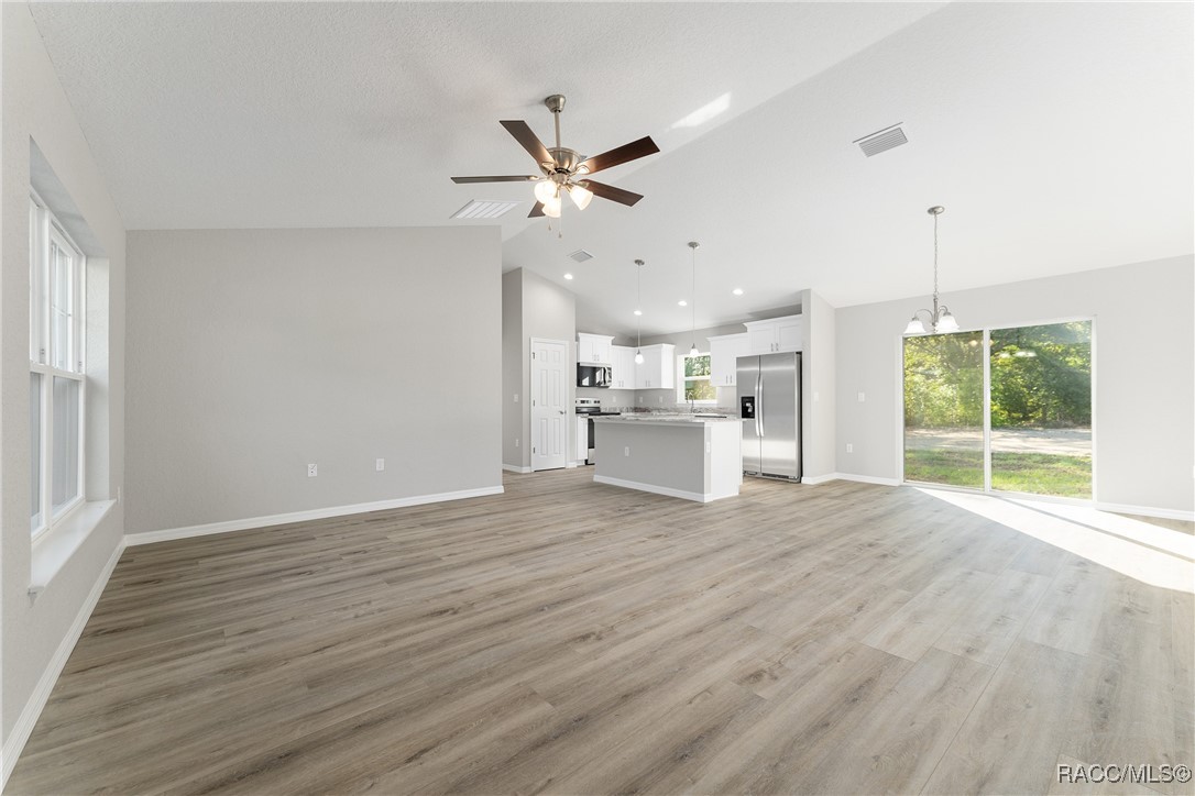 9065 N Arcadia Way, Citrus Springs, New York image 4