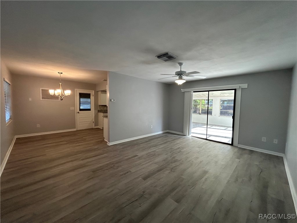 410 Daisy Lane