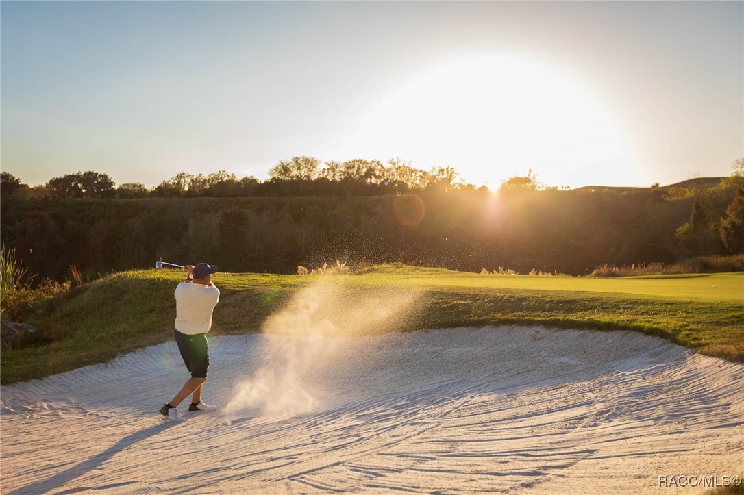 3221 W Wentworth Loop