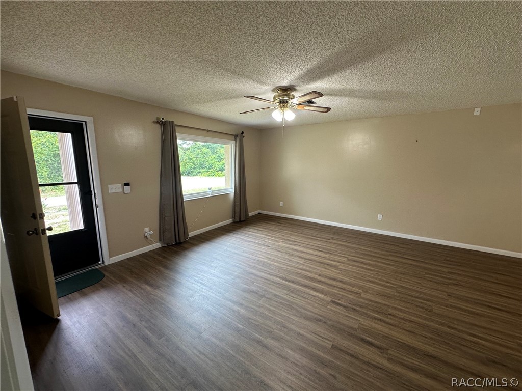 9390 E Windwood Loop