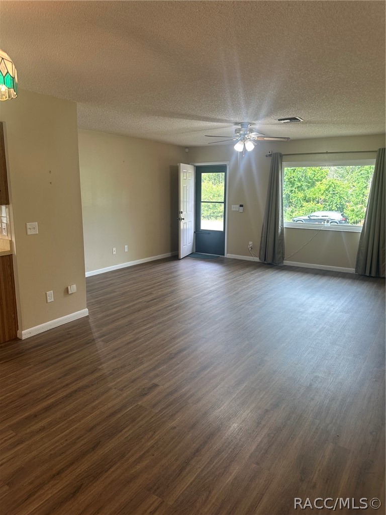 9390 E Windwood Loop