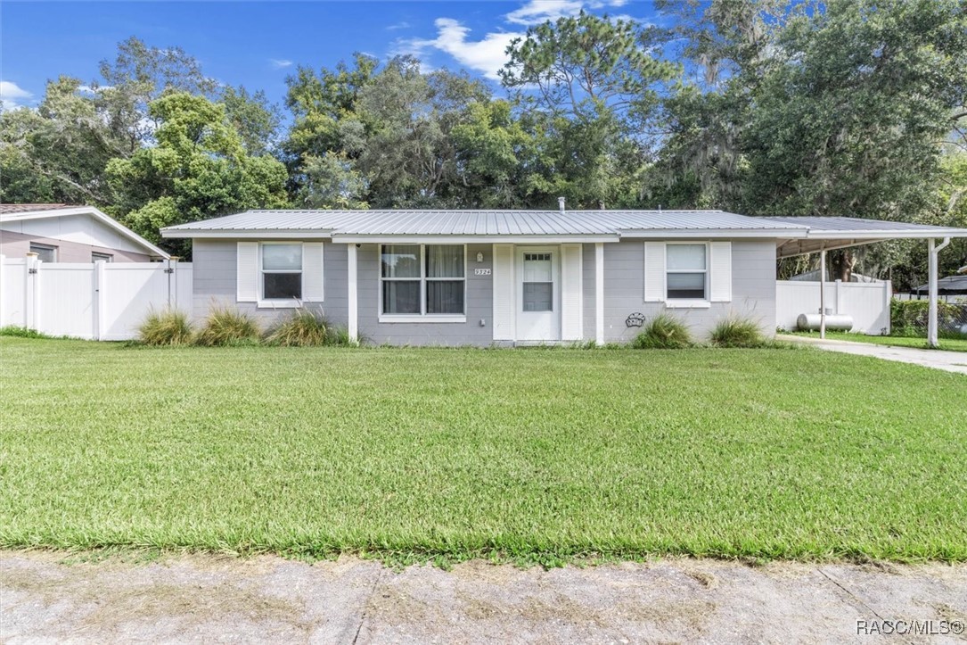 9324 N Citrus Springs Boulevard, Citrus Springs, New York image 44