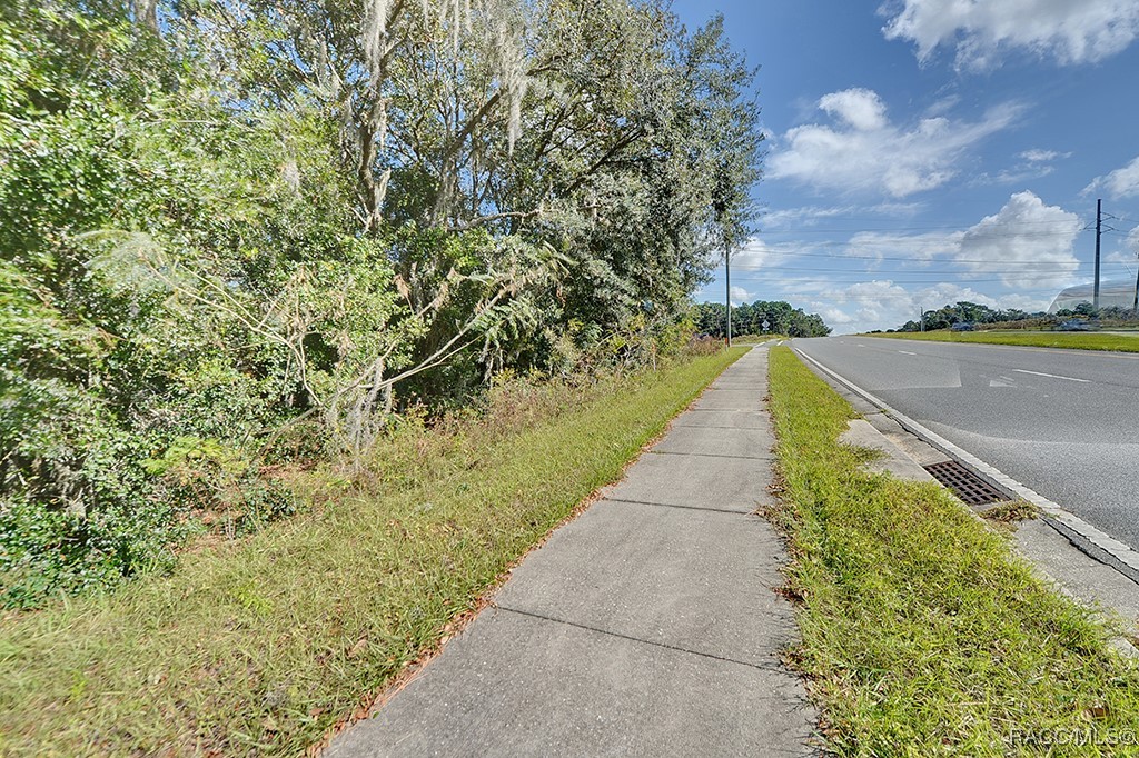 6049 W Norvell Bryant Highway, Crystal River, Florida image 4