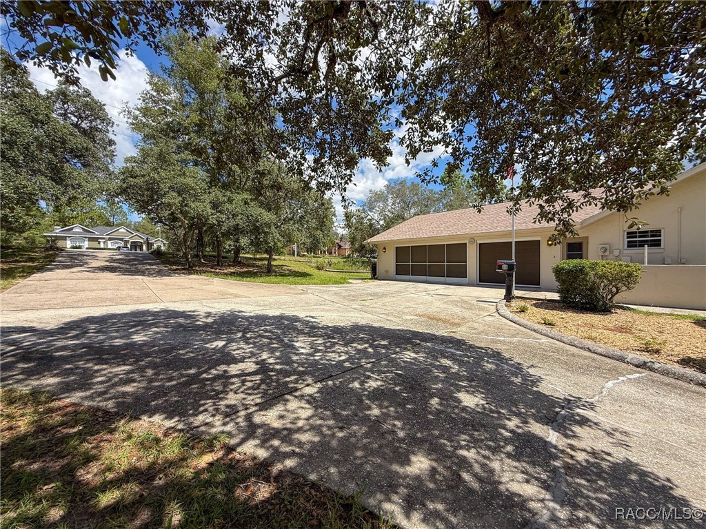 5396 W Pine Ridge Boulevard