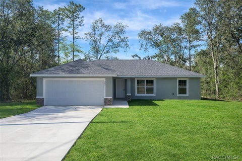 Homes For Sale - 205 W Ruska Place<br/> Citrus Springs, FL 34434