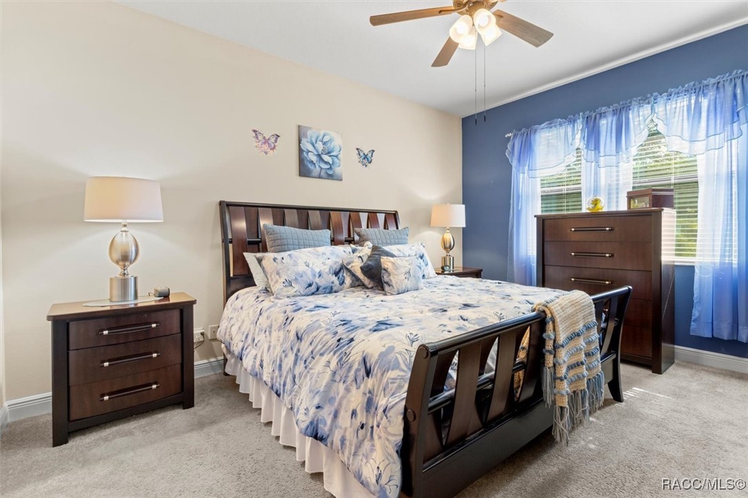 2403 N Brentwood Circle