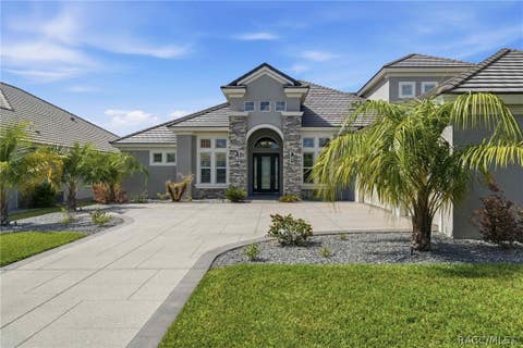 Homes For Sale - 2210 N Peakview Loop<br/> Citrus County, Hernando, FL 34442
