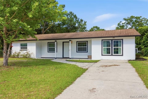 Homes For Sale - 420 S Hibiscus Avenue<br/> Crystal River, FL 34429