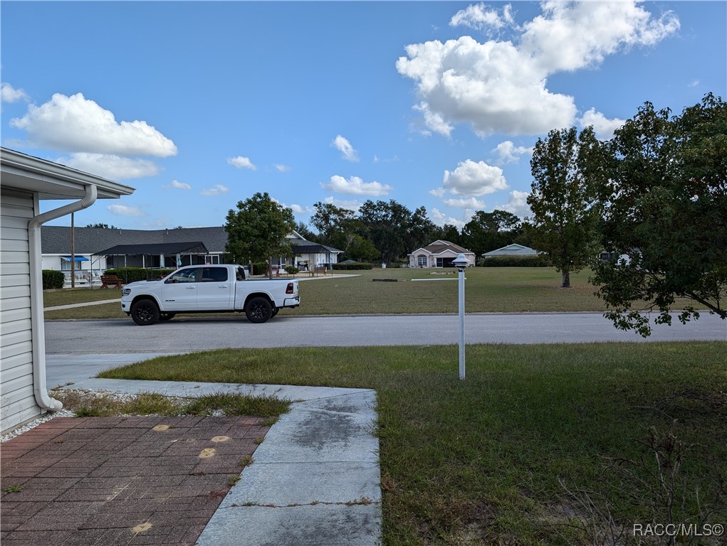 10482 S Clint Loop, Floral City, Florida image 42