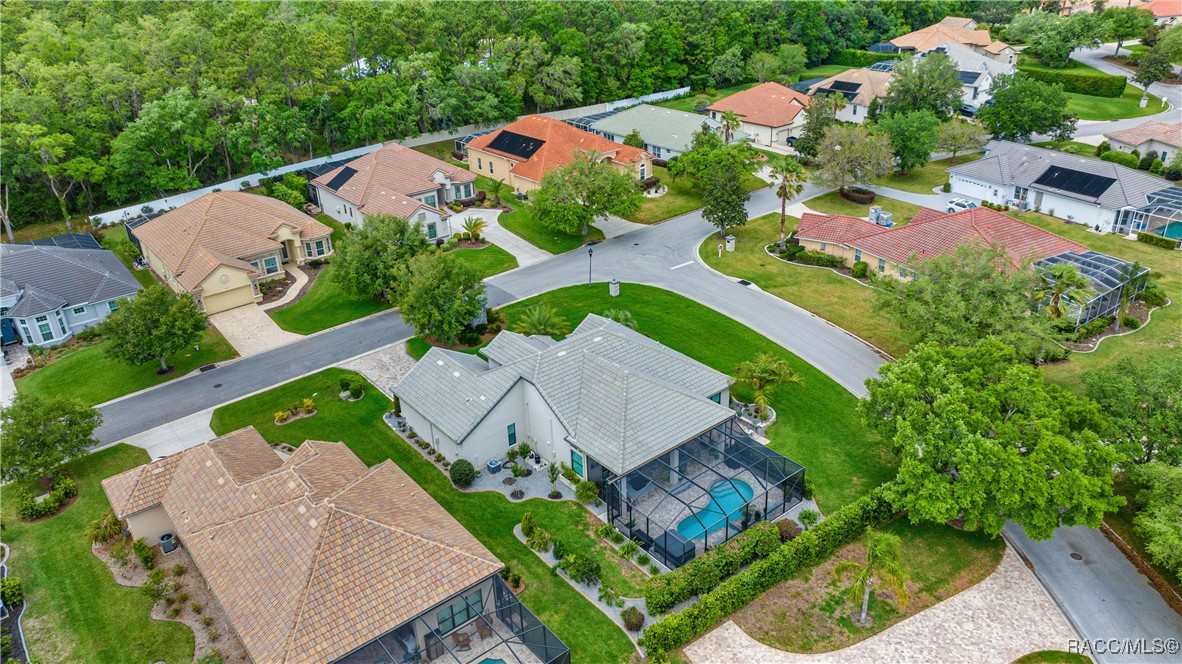 1147 N Hunt Club Drive