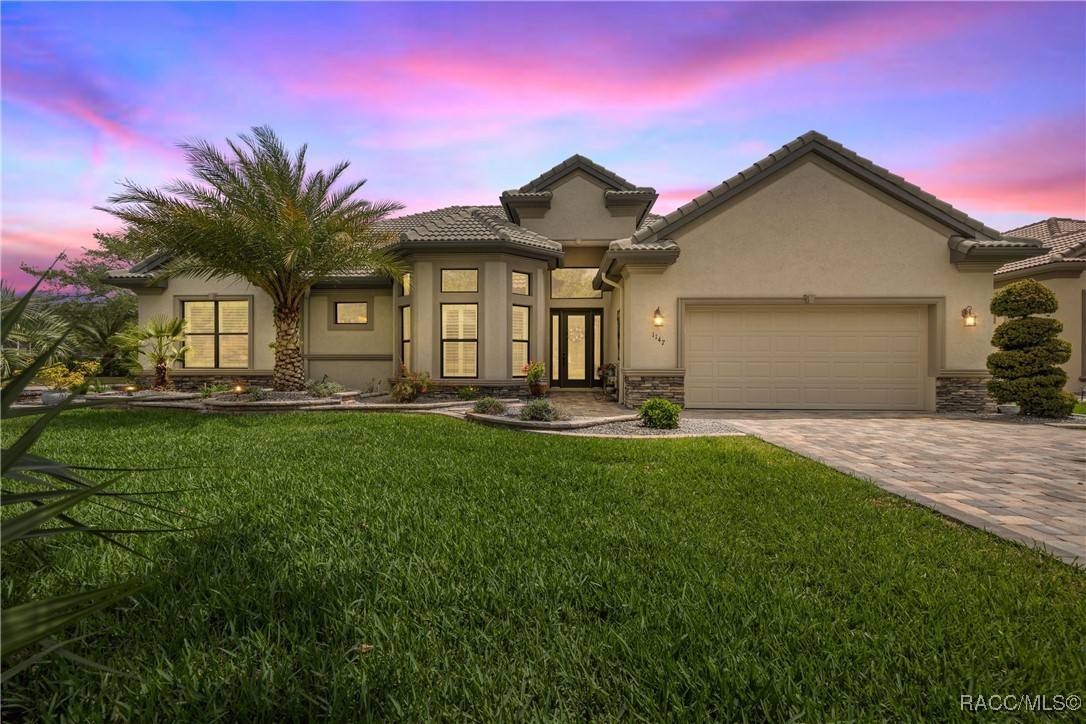 1147 N Hunt Club Drive