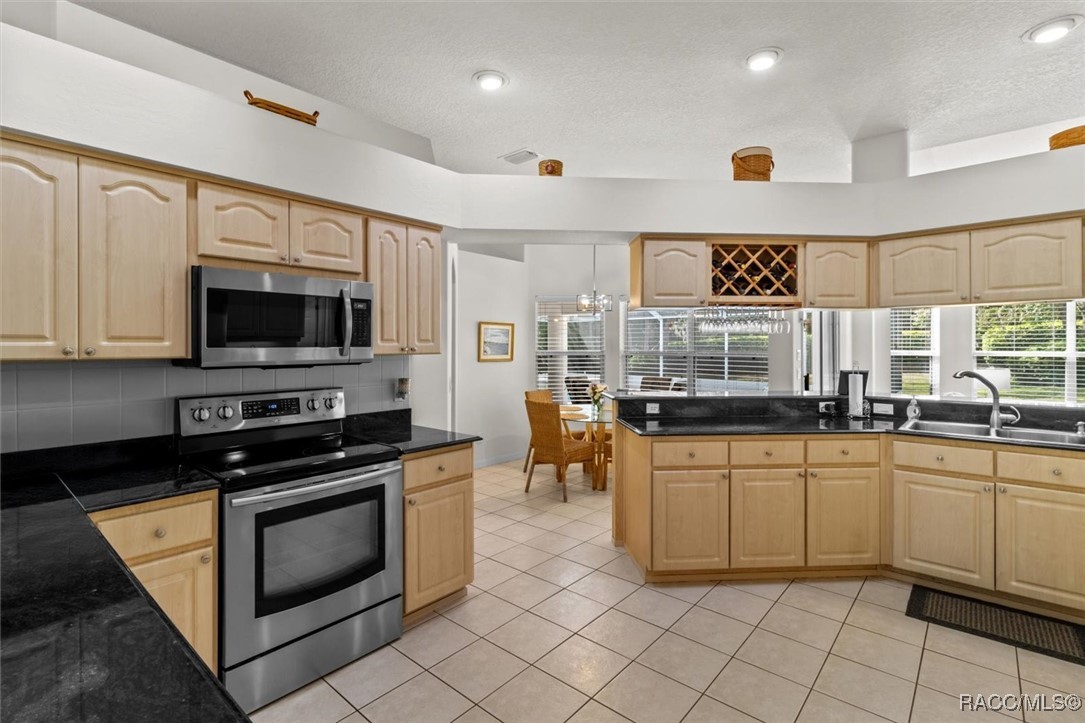 956 E Morningstar Lane, Hernando, New York image 12