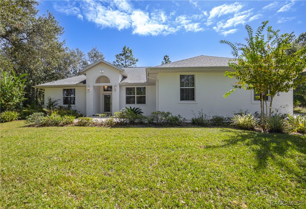 5839 N Larkspur Way, Beverly Hills, Florida image 1