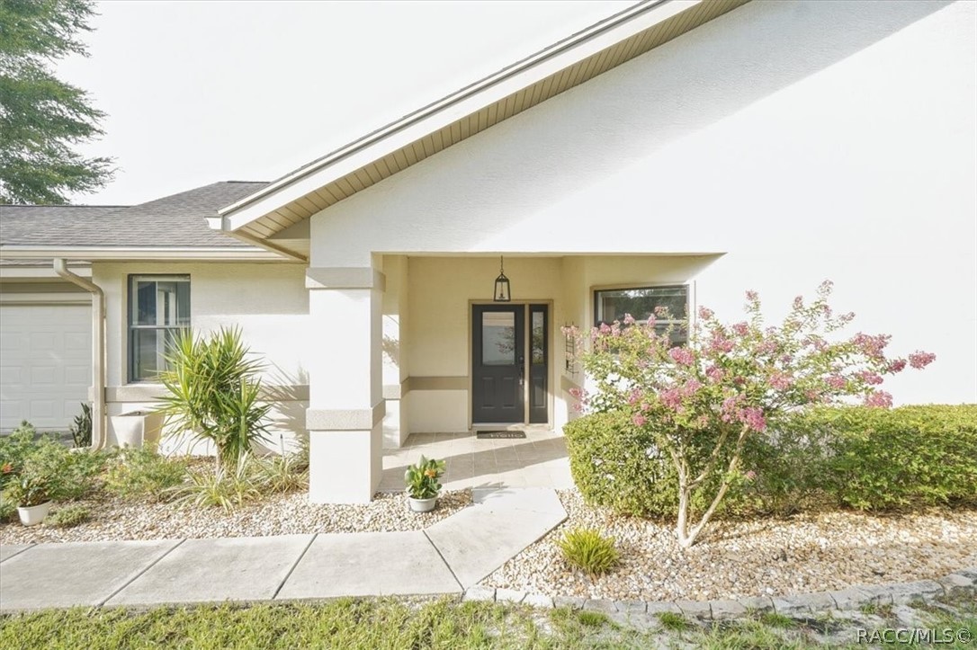 Photo 1 of 39 — 58 Byrsonima Circle, Homosassa, FL 34446