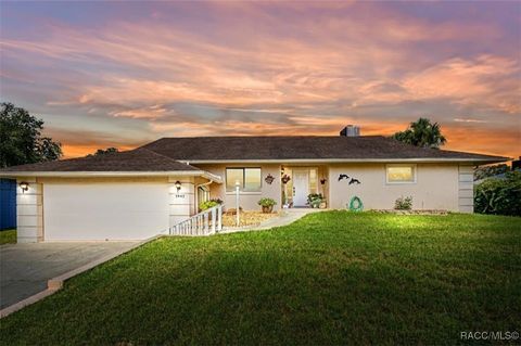 3945 N Timucua Point Crystal River FL 34428