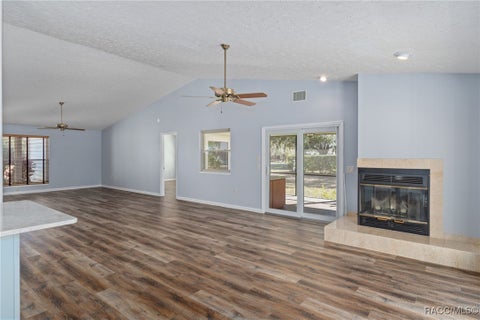 Homes For Sale - 5146 S Riverside Drive<br/> Citrus County, Homosassa, FL 34448