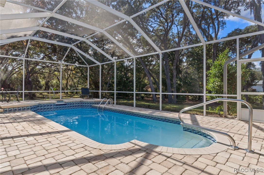 272 W Massachusetts Street