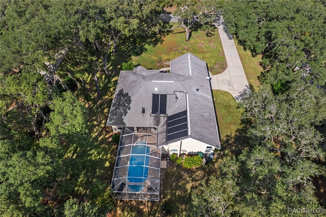 272 W Massachusetts Street