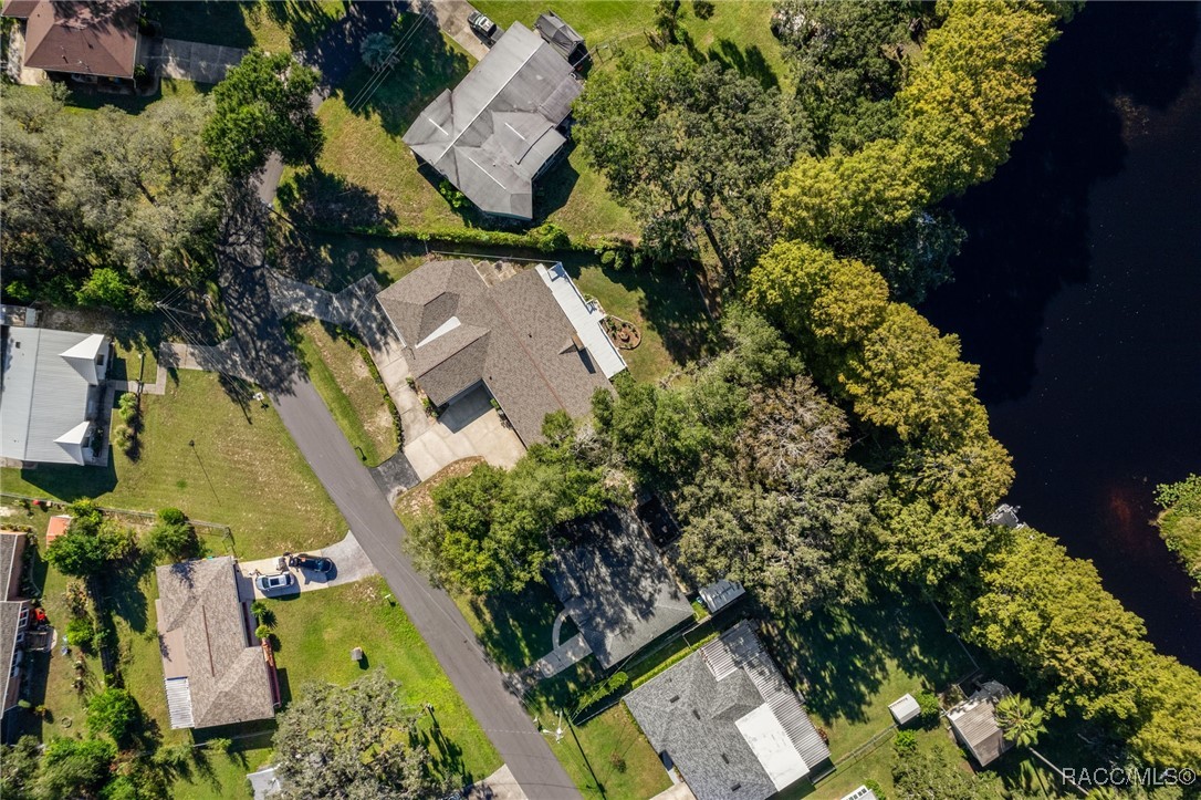 1308 Lakeshore Drive