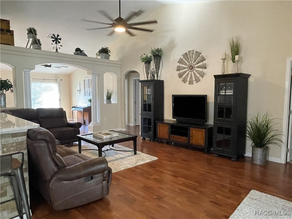 4129 N Pink Poppy Drive