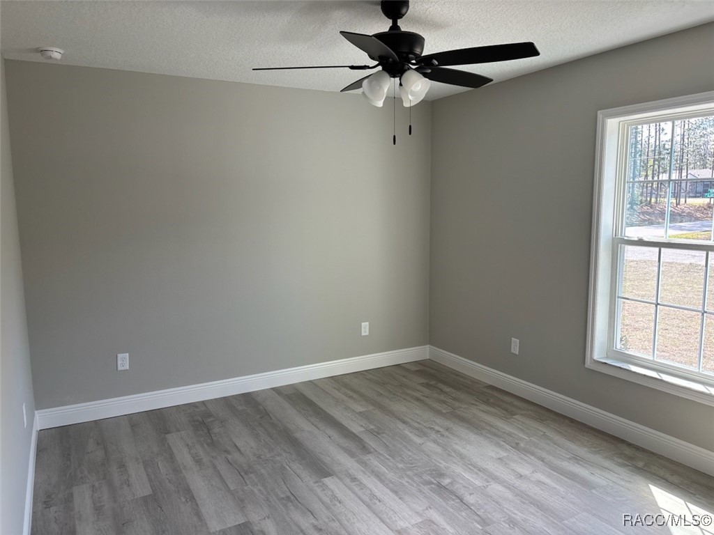 7111 N Gladstone Drive, Citrus Springs, New York image 33