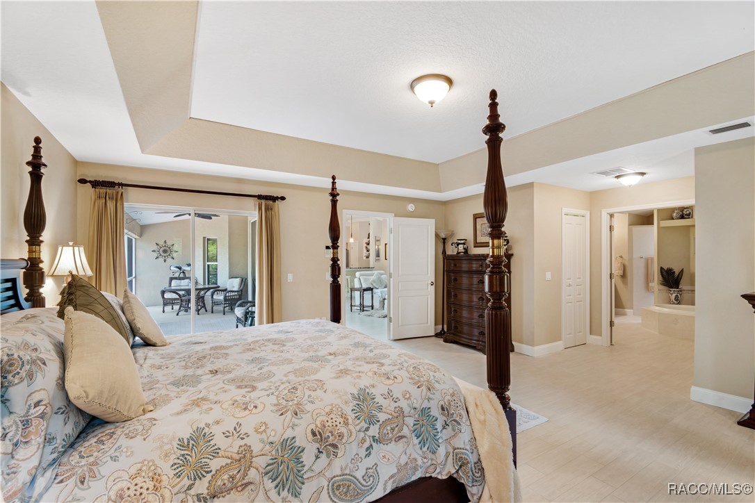 3428 N Bravo Drive, Beverly Hills, New York image 22