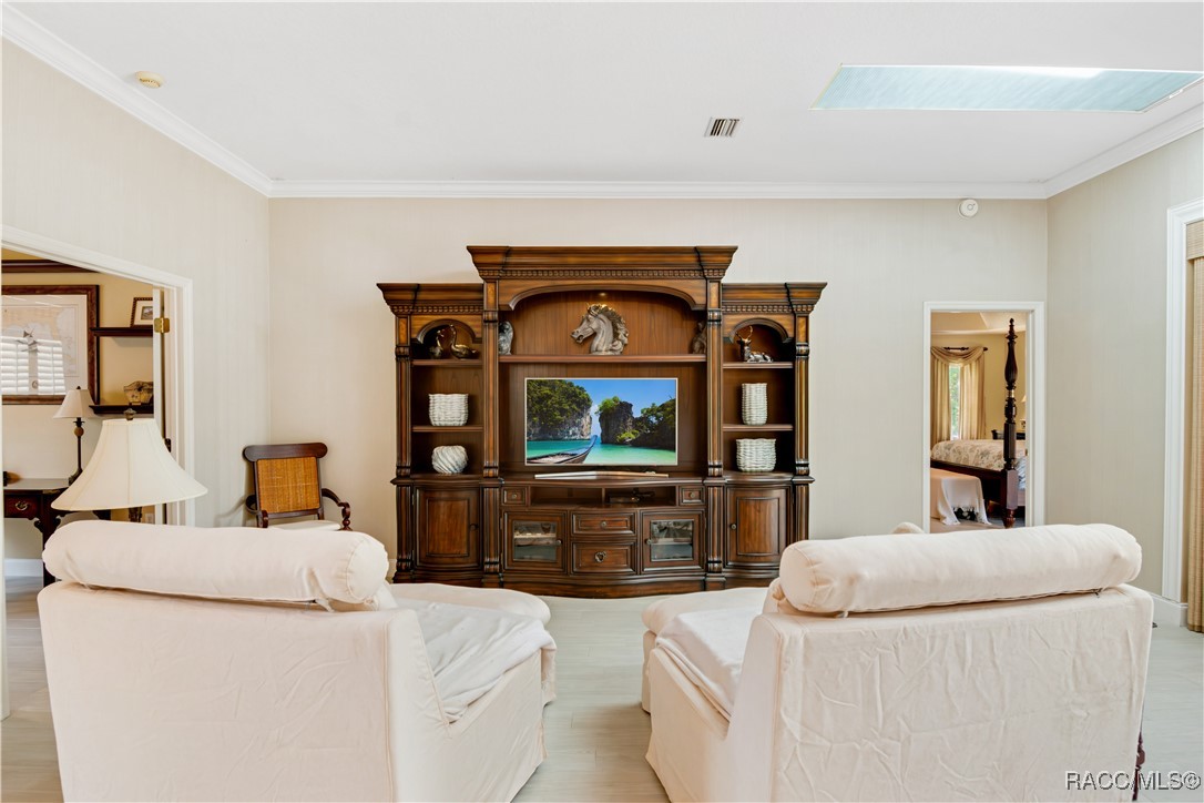 3428 N Bravo Drive, Beverly Hills, New York image 13
