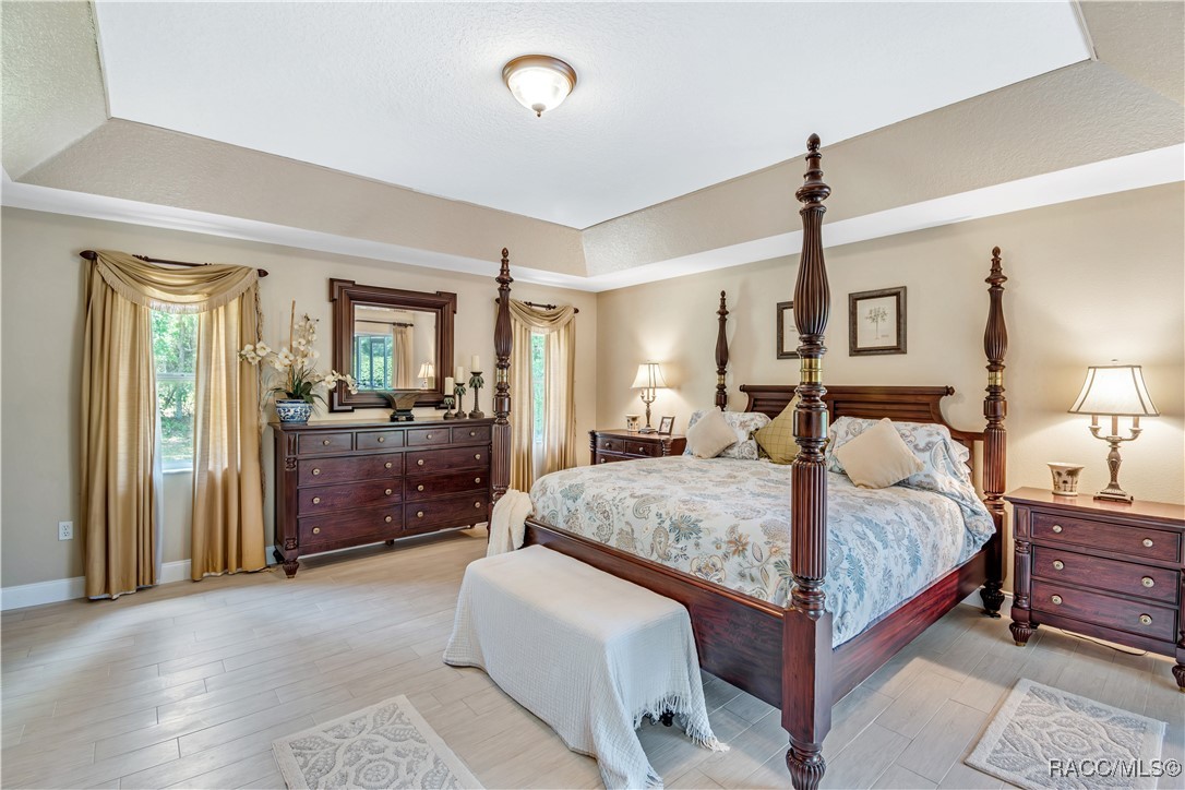 3428 N Bravo Drive, Beverly Hills, New York image 20