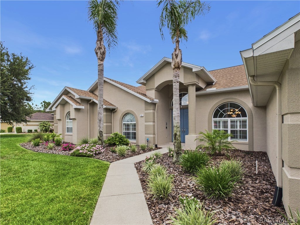 23 Black Willow Court N