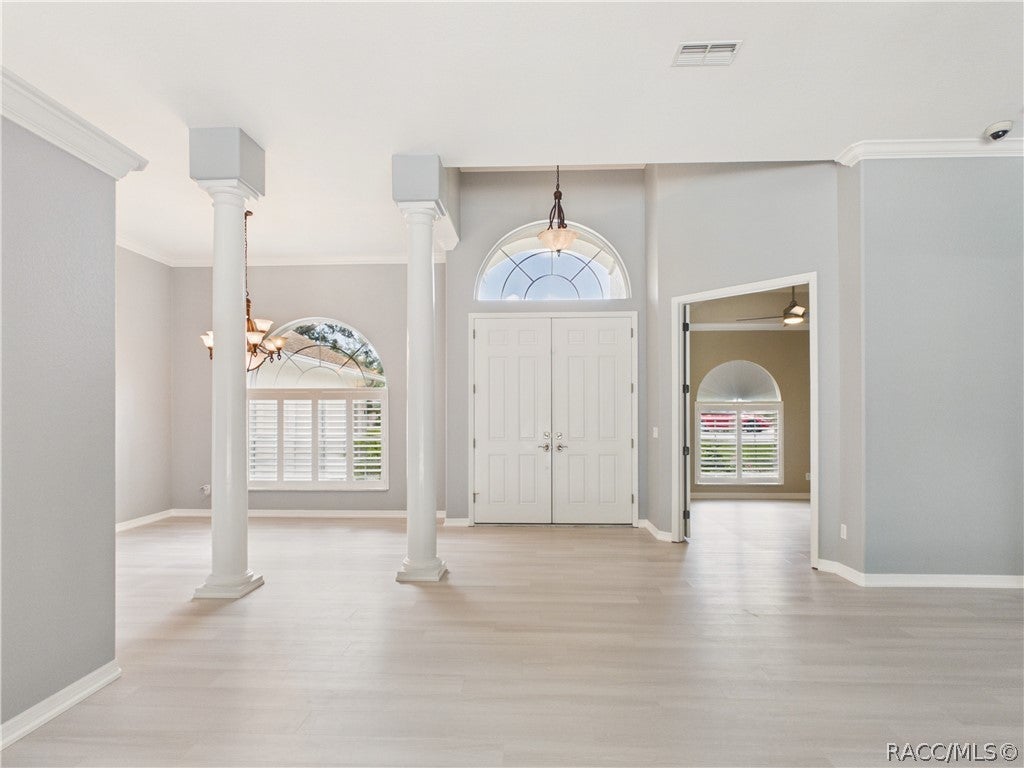 23 Black Willow Court N